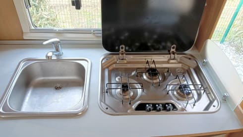 Giuliana – Camper 6 posti viaggio e 6 posti letto