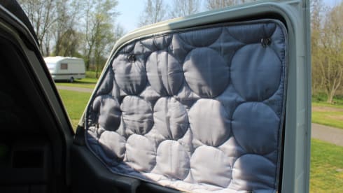 Lisanne – Bus Volkswagen T4 compact et fiable 2/4 personnes