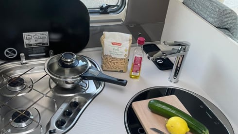 4p Dethleffs semi-integrated from 2022