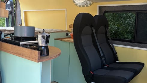 Boulder Bus – Off-Grid Opel Movano 4 gordel plaatsen 
