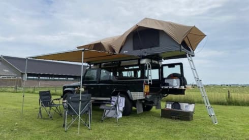 5p Land Rover rooftop from 1999