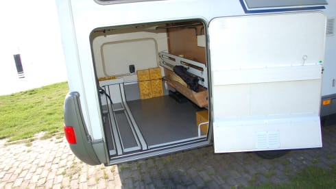 Macarena – Camper with many extras, integral