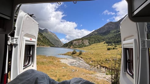 4p Weinsberg bus uit 2023