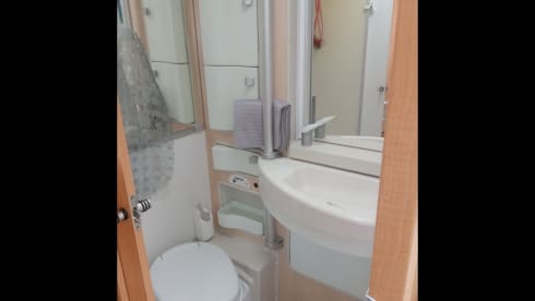 Freepouilles – Hymer C524