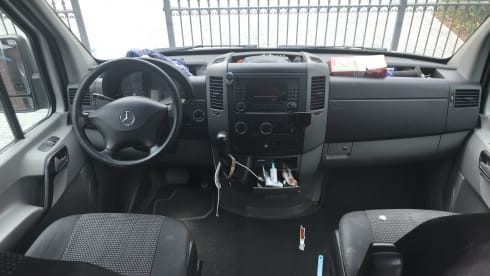 MB Sprinter 318 CDI (184hp) Full Option Bus Camper !! 210cm Stand Height !!