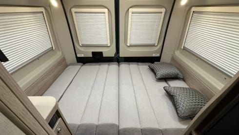 Betty Ruth – Elddis 4 berth Automatic Campervan 2024 With Double Bed Pop Top