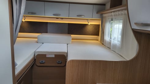4-person Carado I 338 integral 