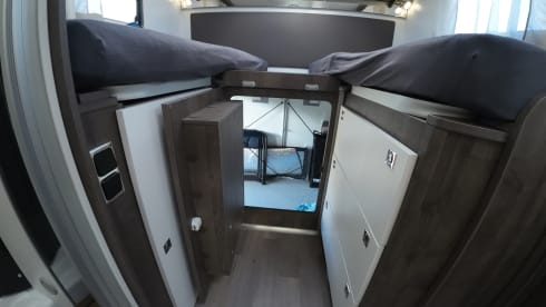 4p Mobilhome (built in 2023) - Automatic - fully equipped - Full option
