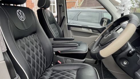 Badger  – Salisbury Camper Van