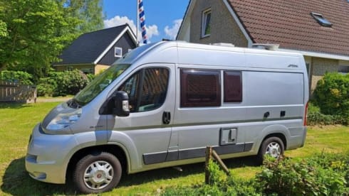Duuk – Luxury compact 2p Pössl bus camper from 2009