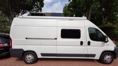 Bassie – Zweisitziger Fiat-Bus aus dem Jahr 2014
