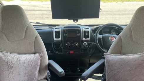 Mr Beaumont – 6 berth Autotrail semi-integrated from 2018