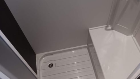 6 berth Ford alcove from 2021
