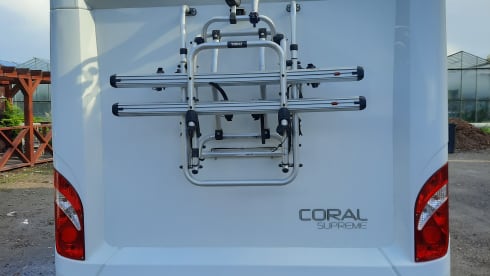 Adria coral supreme
