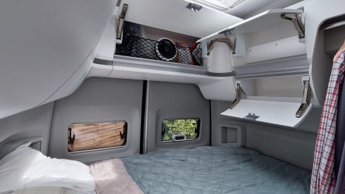 White Beauty – 2p Volkswagen bus uit 2022