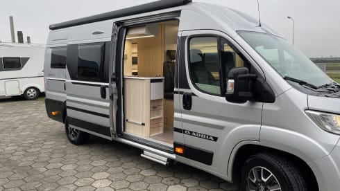 Adria Twin PLUS 640 2 pers (2022)