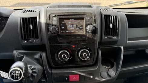 Rijnmondse smurf – 3p Challenger bus uit 2020