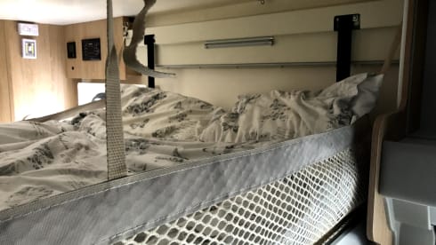 Flo – 2020 Roller Team T-Line 743 - Premium 4 Berth - Letto Posteriore Fisso