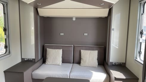 luxe camping car – luxury motorhome