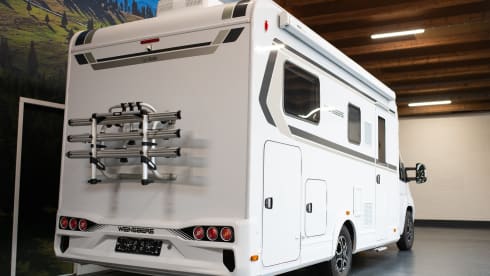 Weinsberg Carasuite 700 4p from 2023