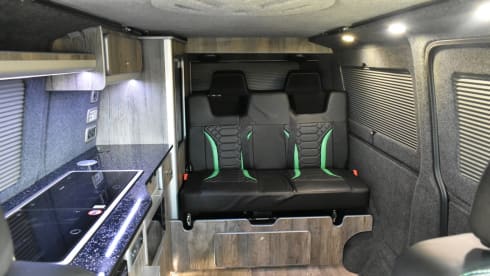 Innes – 4 berth Volkswagen campervan 2022 Wi-Fi 240v Battery for off grid travel