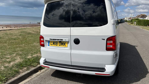 Lucca – 4 berth Volkswagen campervan from 2018