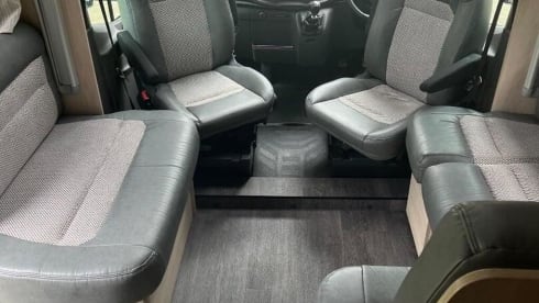 Vango – Autotrail semi-geïntegreerde camper met 6 slaapplaatsen vanaf 2023