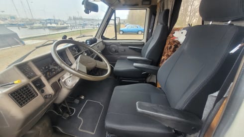 Arie – 4p Hymer alcove from 1990