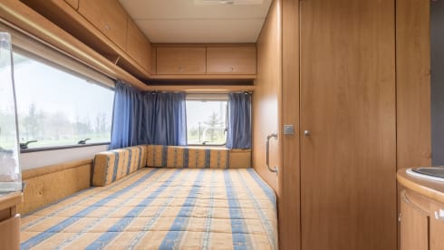 4p Knaus integrated from 2002