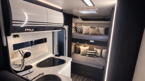 4p Roller Team semi-integrated uit 2026