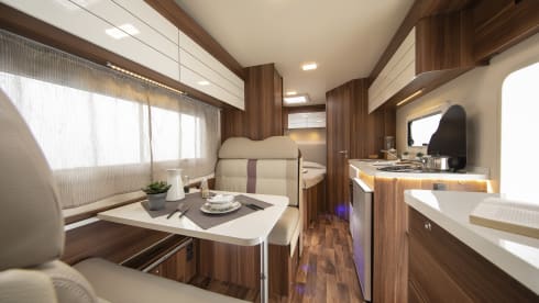 6 berth Fiat alcove from 2021