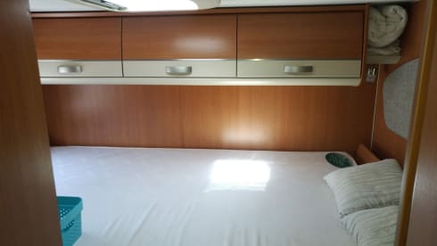 generous family integrated motorhome
