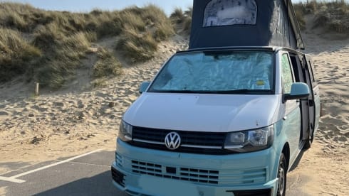Annie – 2019 Volkswagen T6 FULLY EQUIPPED Campervan!