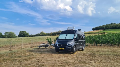 Black Rhino – Compact (5m41) Hobby K55, Automatic 150pk Fiat Ducato, with all the luxury