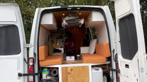 Johnny – Self Converted Surf Camper Van