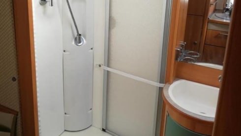 2p Hymer semi-integrated from 2007
