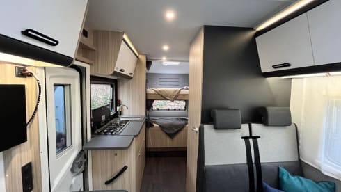 A70 DK – Motorhome SunLiving A70 DK Alkoven #Family vacation