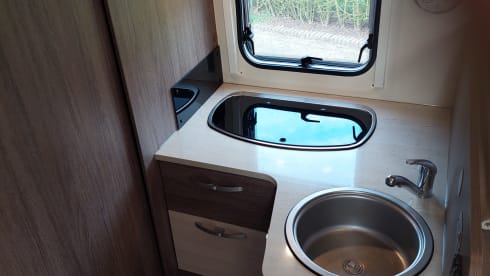 2p Bürstner semi-integrated from 2015