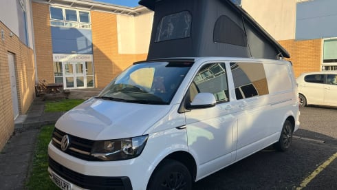 ‘Fozzy’ – Camper Volkswagen a 4 posti letto del 2019