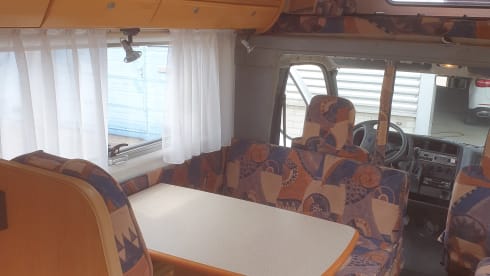 Nice 5 person Dethleffs alcove camper.