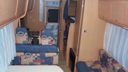 Super plenty of indoor space. Pleasant light inside. Completely self-sufficient.