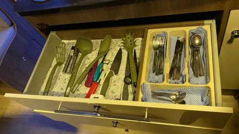 Havana – 6 birth Motorhome Fully INSURED and Equipped + breakdown cover