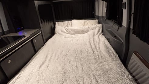 4 berth Mercedes-Benz campervan from 2004