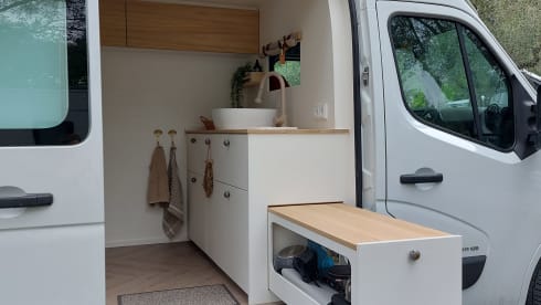 Buscampr – New, off-grid, complete and comfortable 'Buscampr' for 2 people