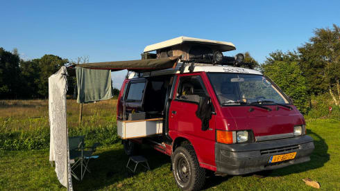 4x4 offered Mitsubishi Delica 