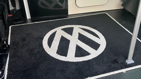 Chopsey – VW-Campingbus mit 4 Schlafplätzen aus dem Jahr 2016