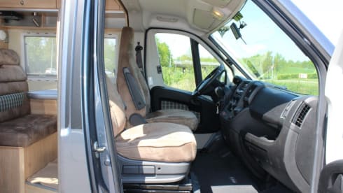 lastrada – 2-person Fiat camper van from 2013