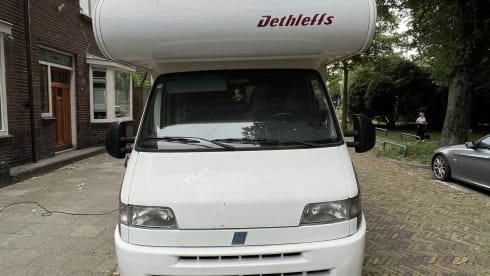 Captain Haddock – Stoer oude camper