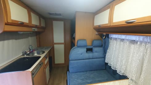 Anto – Travel carefree with Camper Mclouis.