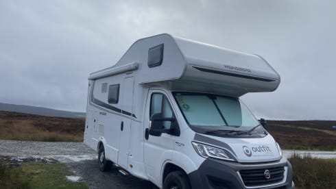 Sir Bobby – 6 berth Weinsberg alcove from 2018